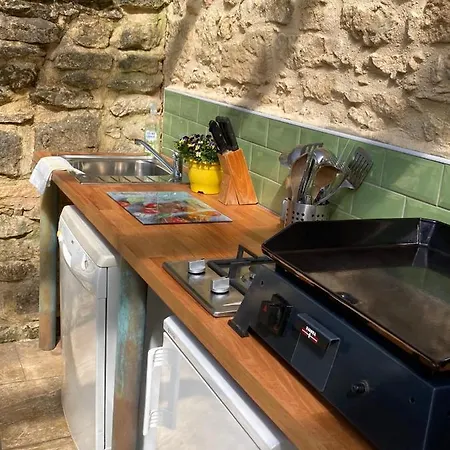 Le Chevrefeuille De Charme * Saint-Cyprien (Dordogne)